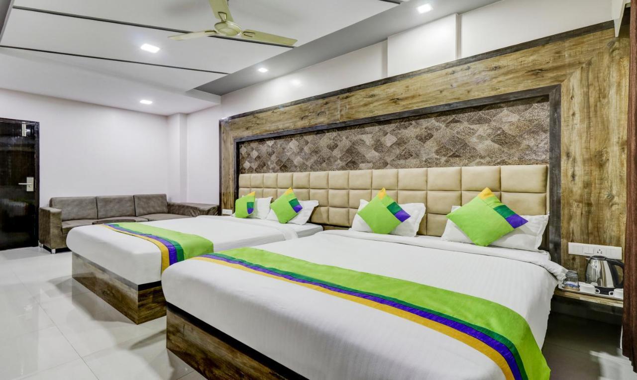 Treebo Sahara Suites 750 M From St Johns Medical College And Hospital Bangalore Exterior foto